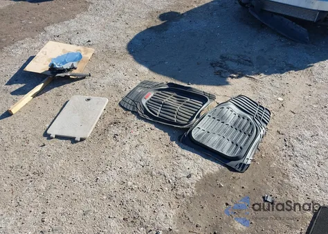 2014 Ford Escape Titanium z USA, uszkodzony, nr VIN 1FMCU0JX8EUA10915